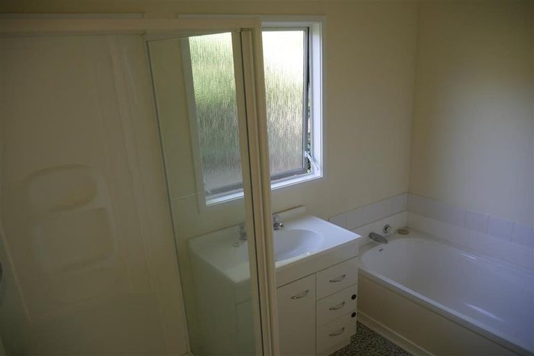 Photo of property in 42 Bellbird Avenue, Onerahi, Whangarei, 0110