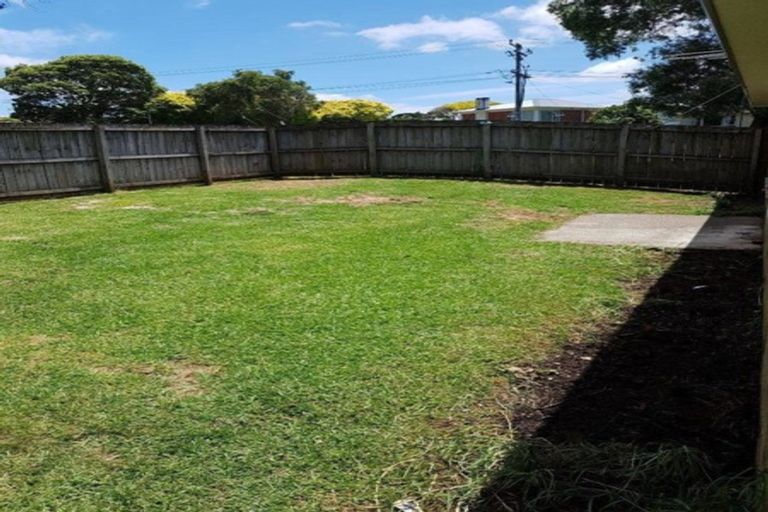 Photo of property in 22 Kayes Road, Pukekohe, 2120