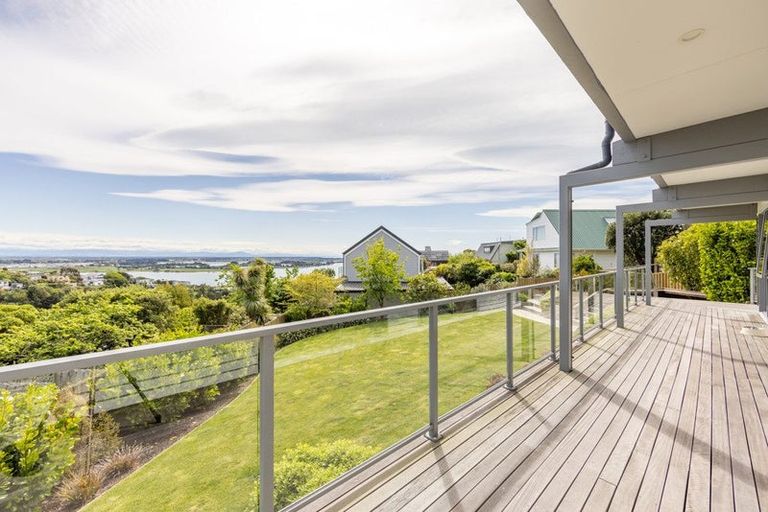 Photo of property in 8 Westmere Lane, Mount Pleasant, Christchurch, 8081