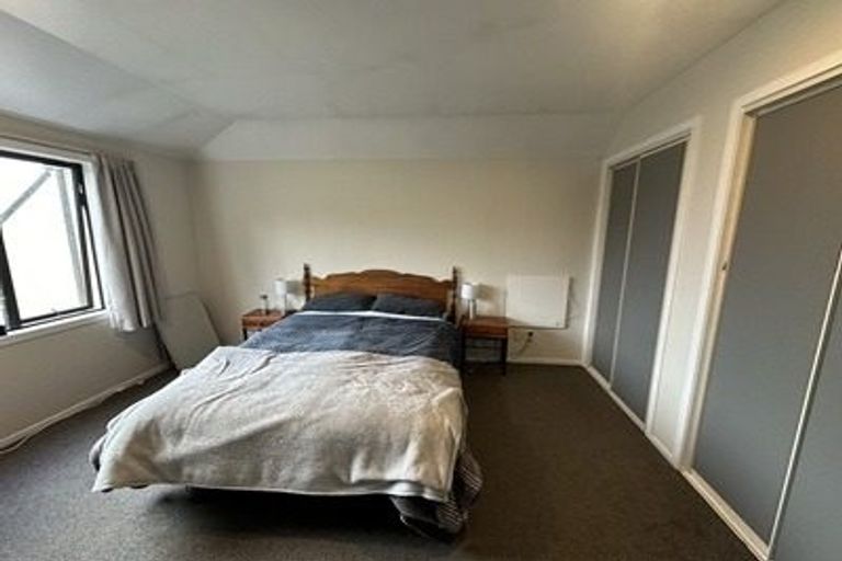 Photo of property in 10b Cameron Place, Fernhill, Queenstown, 9300