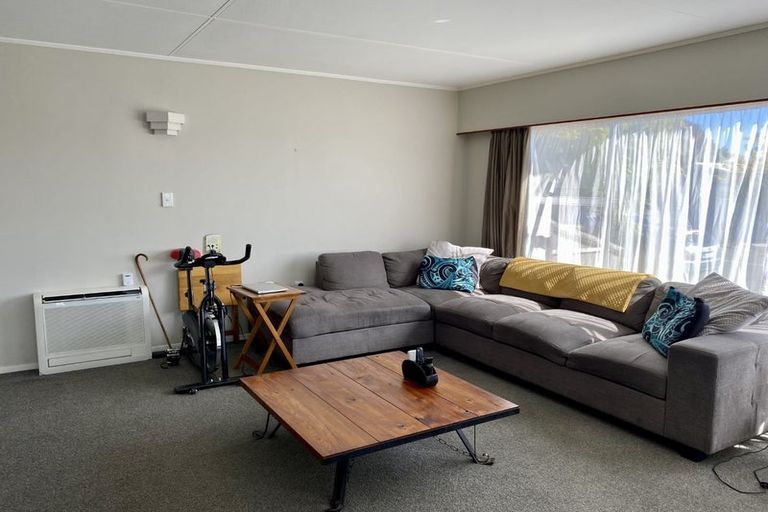 Photo of property in 32 Fergusson Street, Stoke, Nelson, 7011