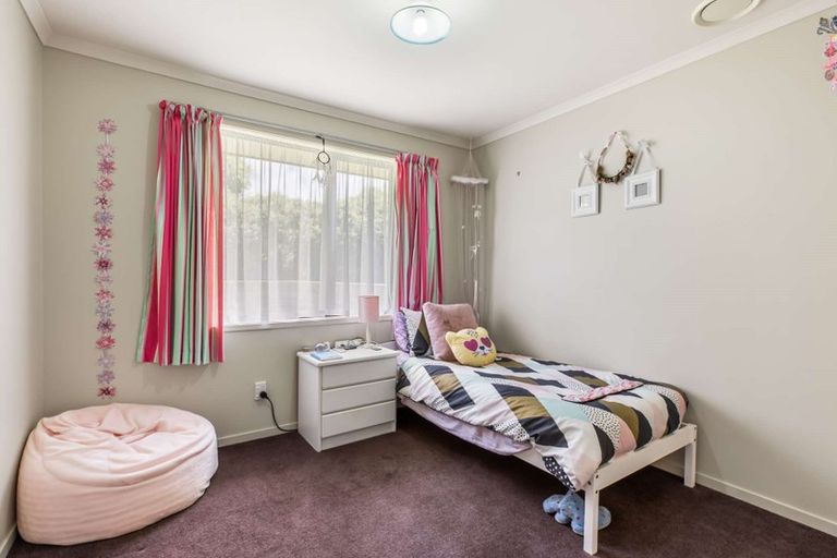 Photo of property in 7 Ron Wyatt Lane, Waiuku, 2123