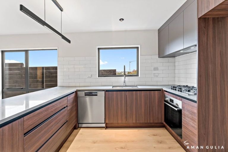 Photo of property in 51a Fitzwater Place, Henderson, Auckland, 0612