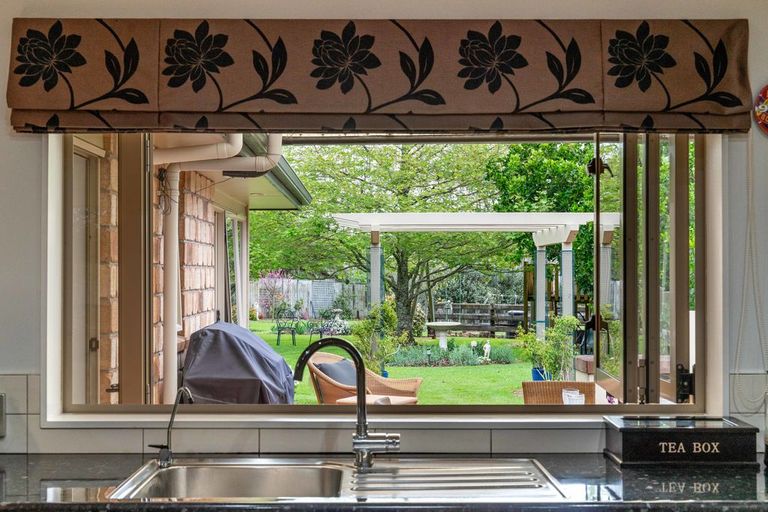 Photo of property in 2a Masters Road, Waiuku, 2681