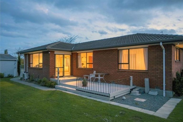 Photo of property in 37 Mansfield Drive, Kaiapoi, 7630