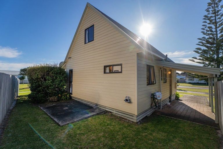 Photo of property in 136a Pauanui Boulevard, Pauanui, Hikuai, 3579