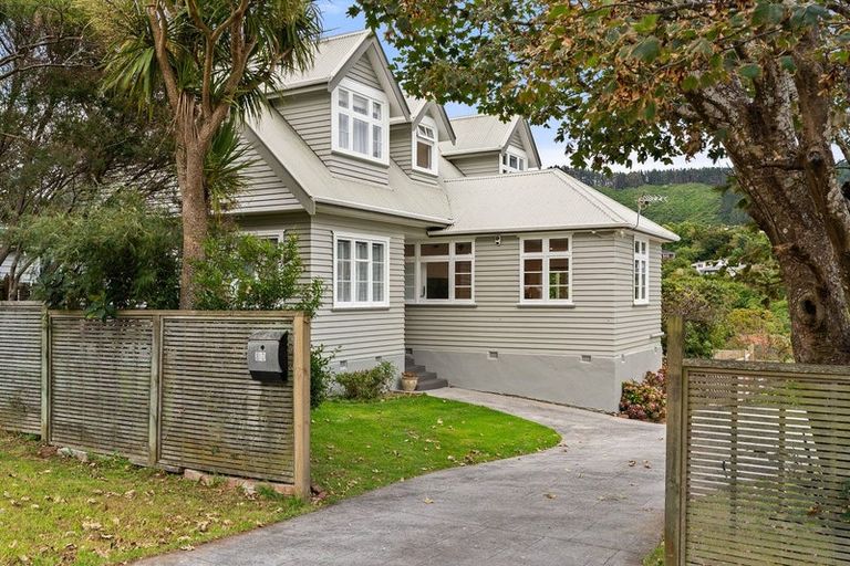 Photo of property in 30 Ngatitoa Street, Tawa, Wellington, 5028