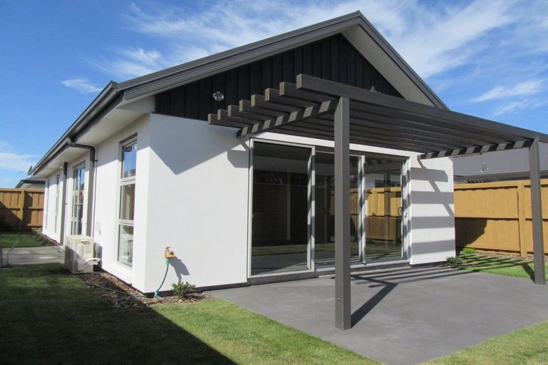 Photo of property in 33 Farnborough Way, Rolleston, 7615