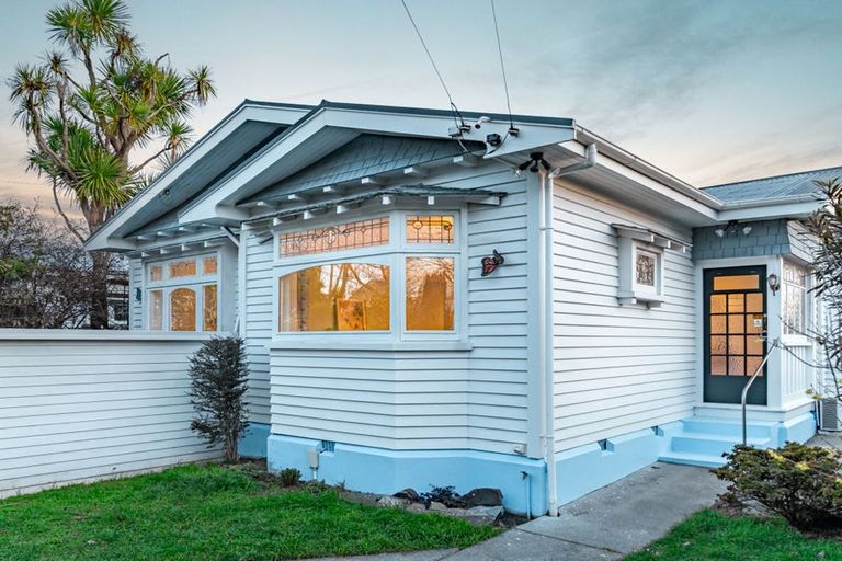 Photo of property in 2/49 Saint James Avenue, Papanui, Christchurch, 8053