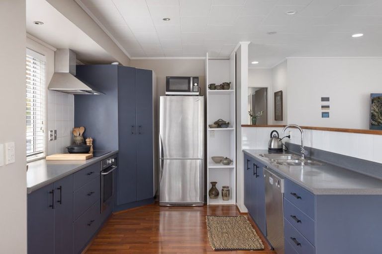Photo of property in 1097 Papamoa Beach Road, Papamoa Beach, Papamoa, 3118