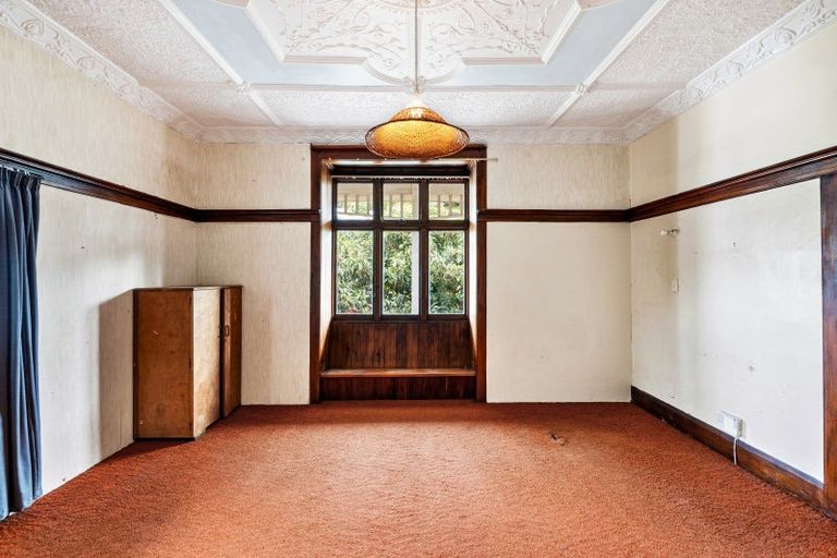 Photo of property in 65 Shakespeare Road, Bluff Hill, Napier, 4110