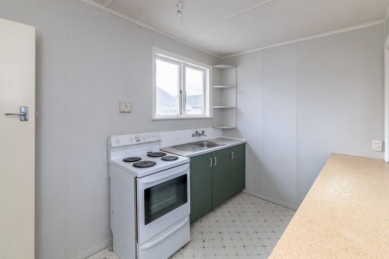 Photo of property in 59 Tiro Tiro Road, Levin, 5510