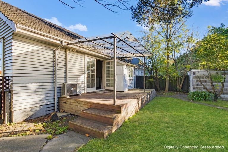 Photo of property in 14 Karamu Street, Upper Riccarton, Christchurch, 8041