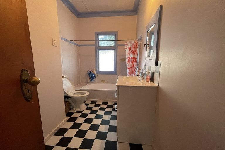 Photo of property in 62 Cobden Street, Westport, 7825