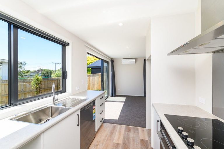 Photo of property in 2/68a Hedges Street, Sanson, 4817