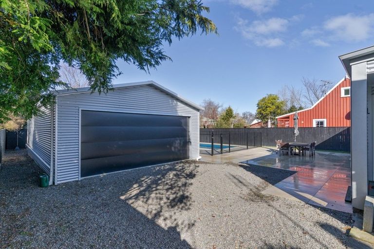 Photo of property in 11 Kempton Street, Greytown, 5712