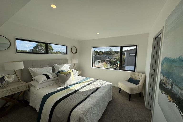 Photo of property in 47b Northcote Road, Hillcrest, Auckland, 0627