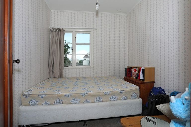 Photo of property in 25 Robert Street, Marton, 4710