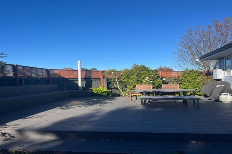 Photo of property in 10 Phoenix Lane, Northcote, Christchurch, 8052