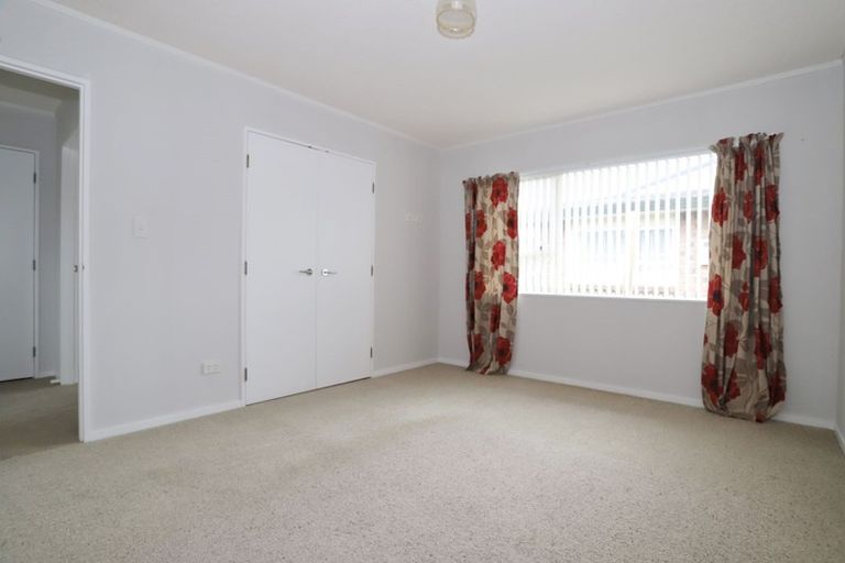 Photo of property in 77 Ariel Street, Stratford, 4332