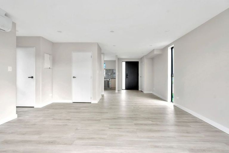 Photo of property in 24a Clayden Shuttleworth Street, Papakura, 2110