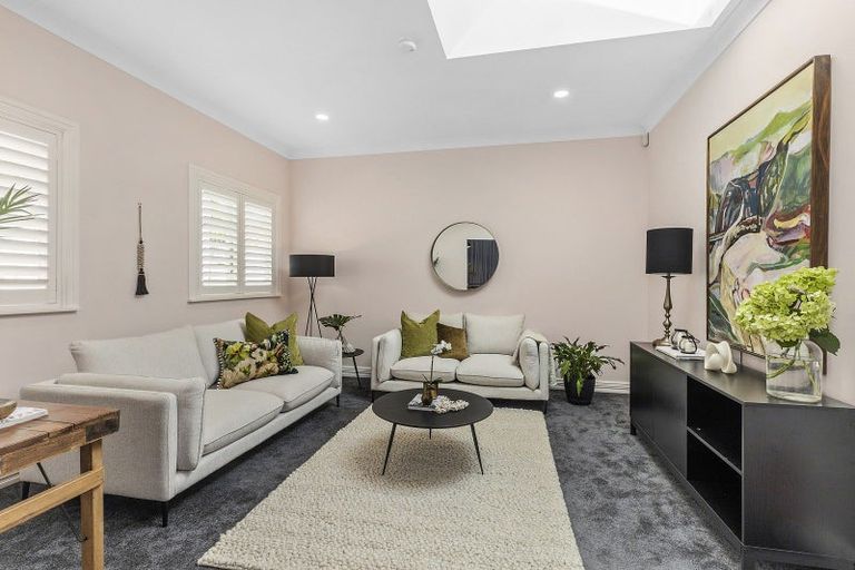 Photo of property in 55 Mckinley Crescent, Brooklyn, Wellington, 6021