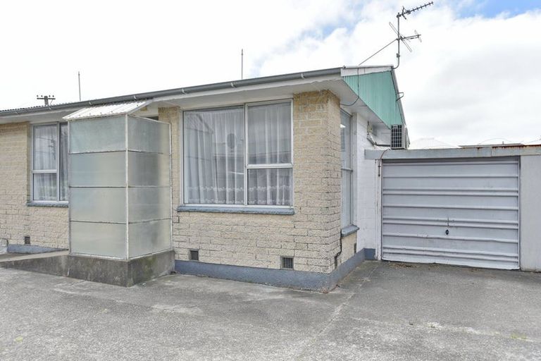 Photo of property in 2/560 Hereford Street, Linwood, Christchurch, 8011