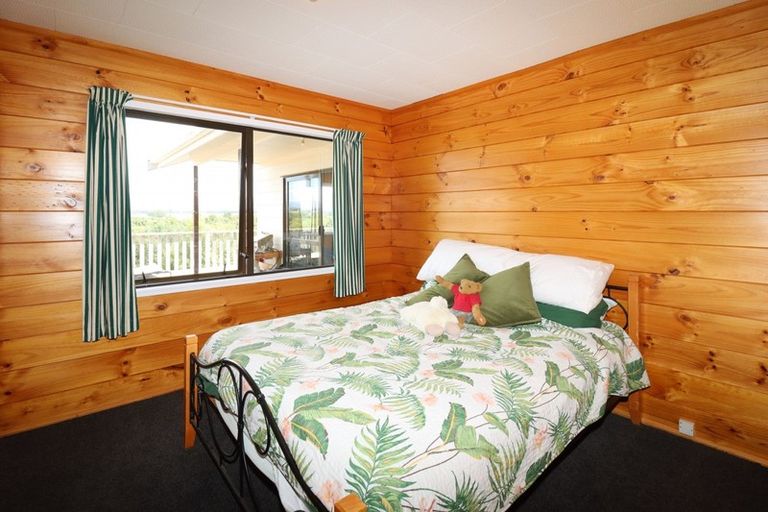 Photo of property in 811 Te Whiti Road, Te Whiti, Masterton, 5884