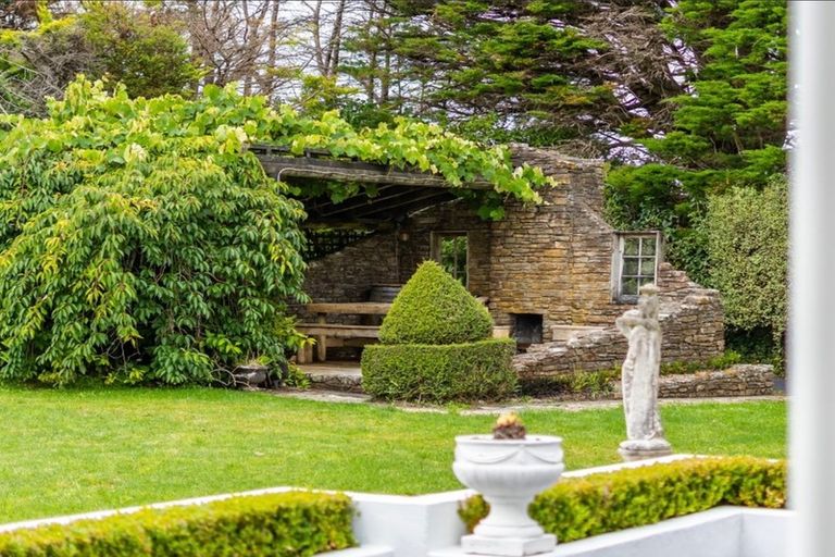 Photo of property in 29 Padnell Crescent, Paparangi, Wellington, 6037