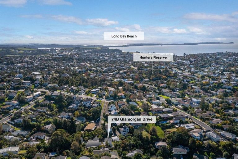 Photo of property in 2/74 Glamorgan Drive, Torbay, Auckland, 0630