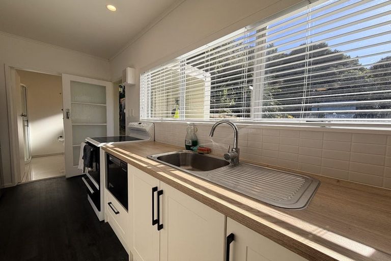 Photo of property in 73b Airlie Road, Plimmerton, Porirua, 5026