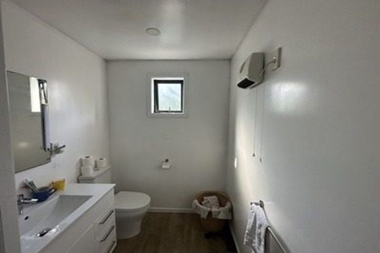 Photo of property in 10b Cameron Place, Fernhill, Queenstown, 9300