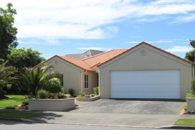 Photo of property in 55 Apsley Drive, Avonhead, Christchurch, 8042