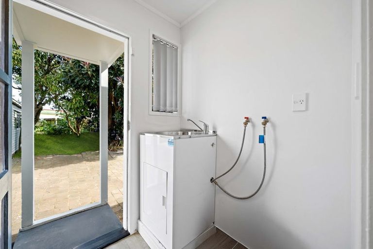 Photo of property in 20a Mckinstry Avenue, Mangere East, Auckland, 2024