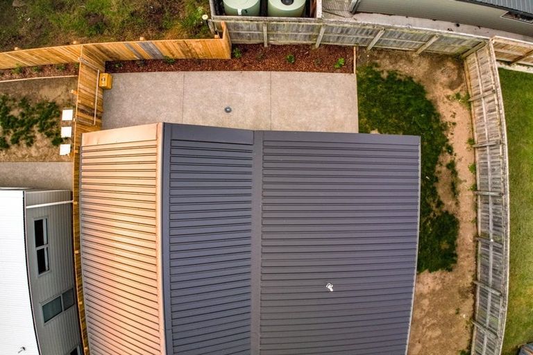 Photo of property in 8 Koru Loop, Paraparaumu, 5032