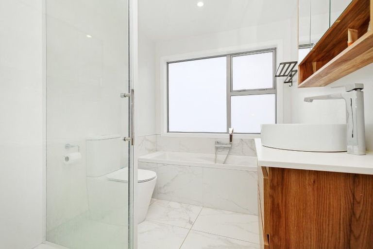 Photo of property in 4 Homebush Road, Khandallah, Wellington, 6035