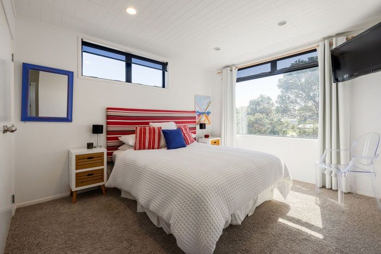 Photo of property in 112 Pohutukawa Crescent, Whangamata, 3620