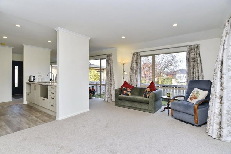 Photo of property in 3 Reeves Road, Rangiora, 7400