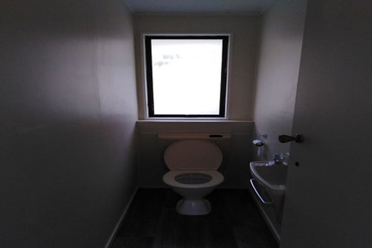 Photo of property in 11 Arde Place, Massey, Auckland, 0614