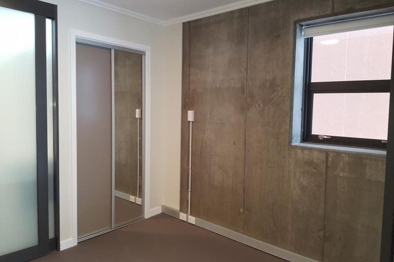 Photo of property in Frame Apartments, 502/111u Molesworth Street, Thorndon, Wellington, 6011