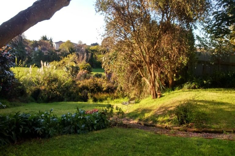 Photo of property in 15 Gray Avenue, Paraparaumu Beach, Paraparaumu, 5032