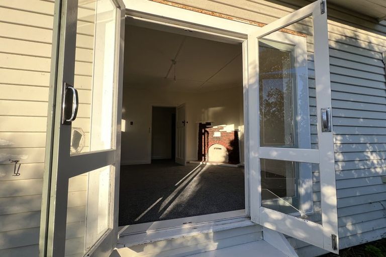 Photo of property in 70 Hankey Street, Mount Cook, Wellington, 6011