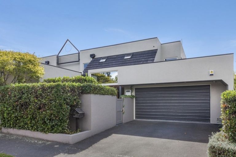 Photo of property in 5/33 Holly Road, St Albans, Christchurch, 8014