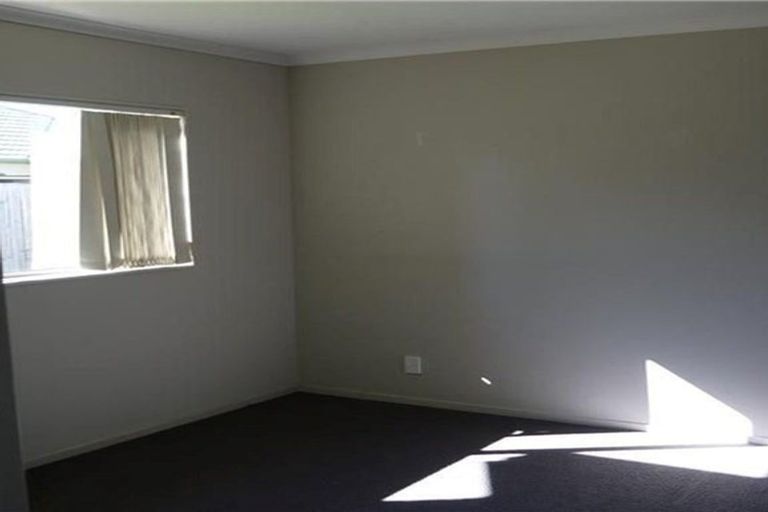 Photo of property in 70b Kayes Road, Pukekohe, 2120