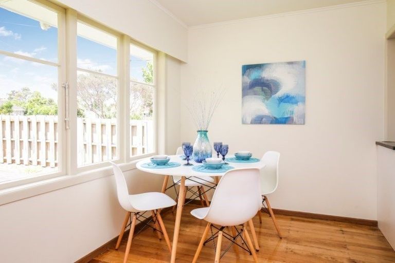 Photo of property in 81 Smythe Road, Henderson, Auckland, 0612