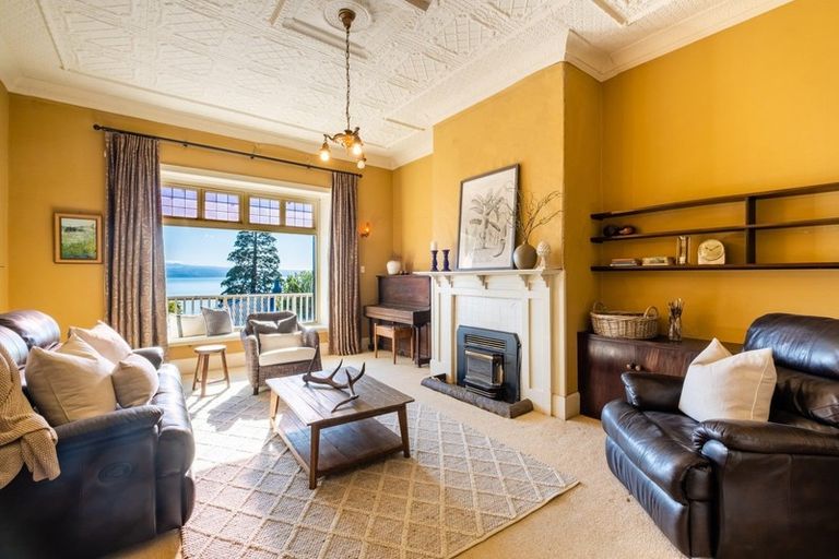 Photo of property in 33 Seapoint Road, Bluff Hill, Napier, 4110