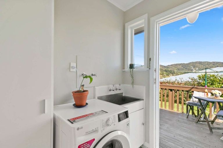 Photo of property in 1 Isabel Grove, Wainuiomata, Lower Hutt, 5014