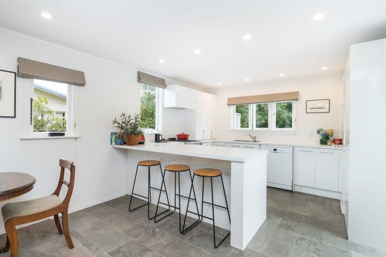 Photo of property in 7 Rangitane Street, Palmerston North, 4414