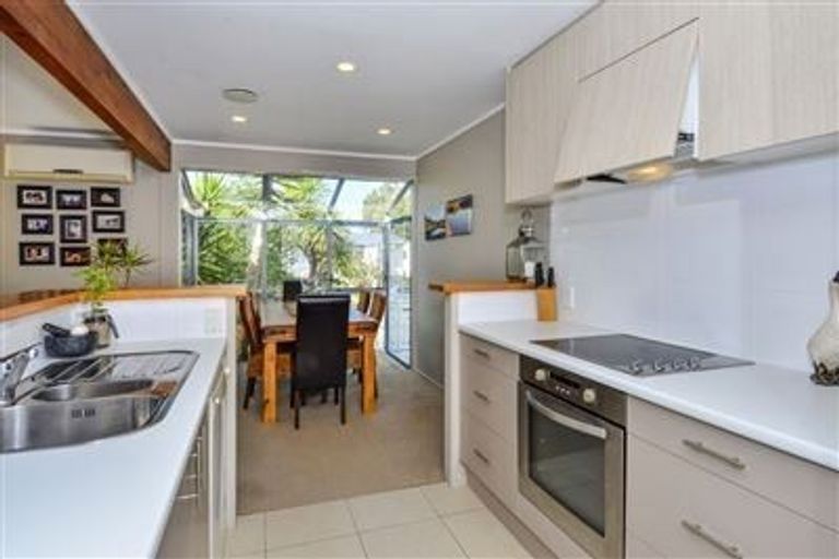 Photo of property in 78 Stapleford Crescent, Browns Bay, Auckland, 0630