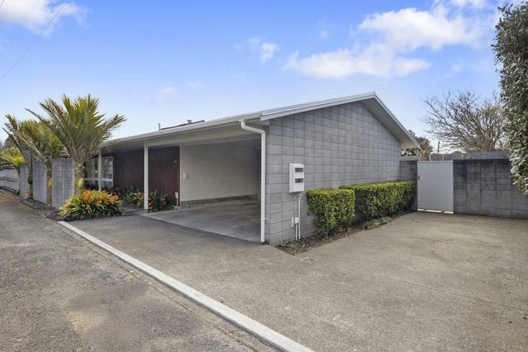 Photo of property in 14d Chilman Street, Strandon, New Plymouth, 4312